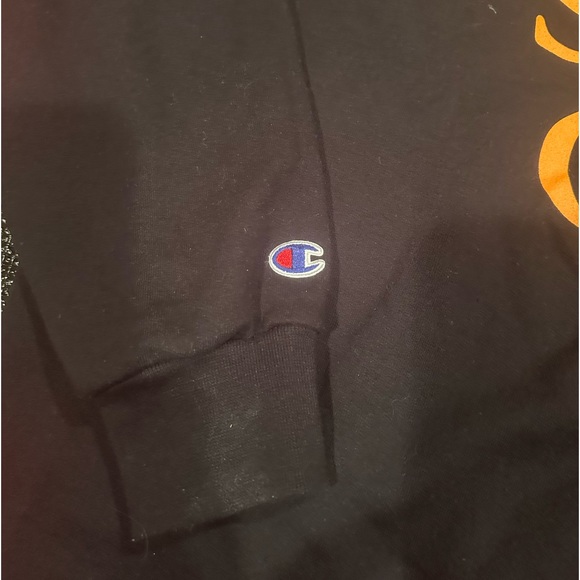 NWOT Crenshaw Skate Club Hoodie by Champion
Size XL
Pit to pit: 24.5”
Length: 28 - Picture 8 of 9